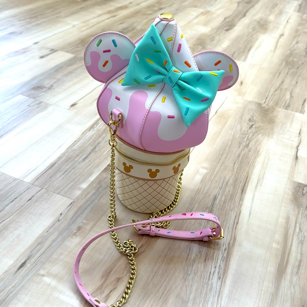 Loungefly Stitch Shoppe Disney Minnie Sweets Soft Serve Ice Cream Crossbody bag